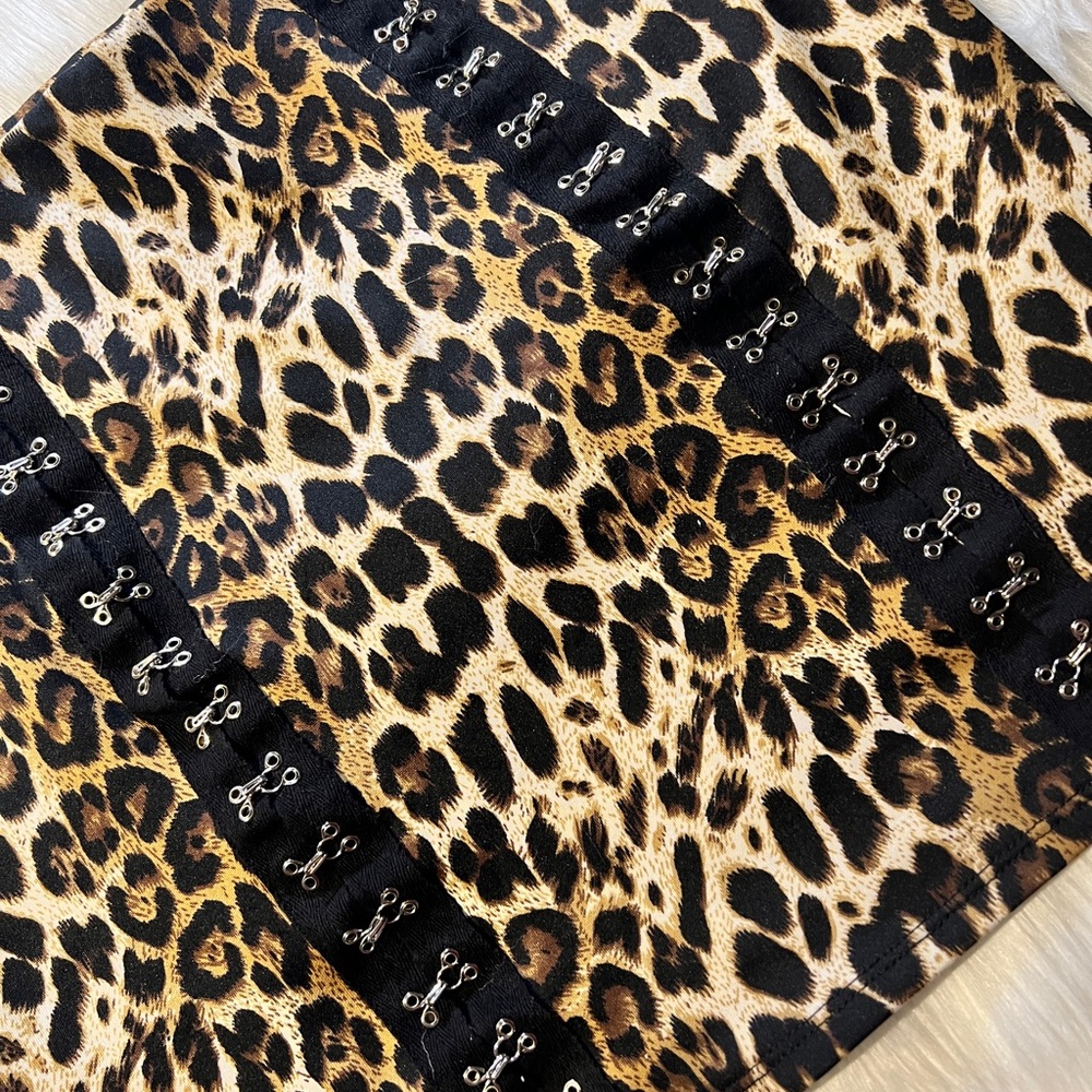 FN x Cheetah Skirt